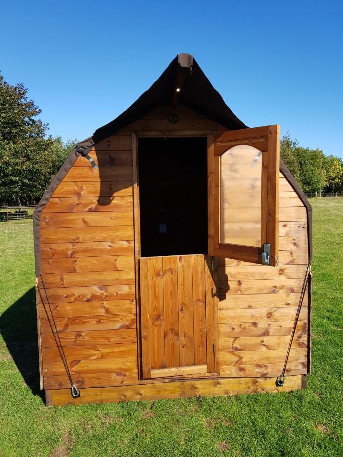 Suitehuts @ Silverstone Kültér fotó