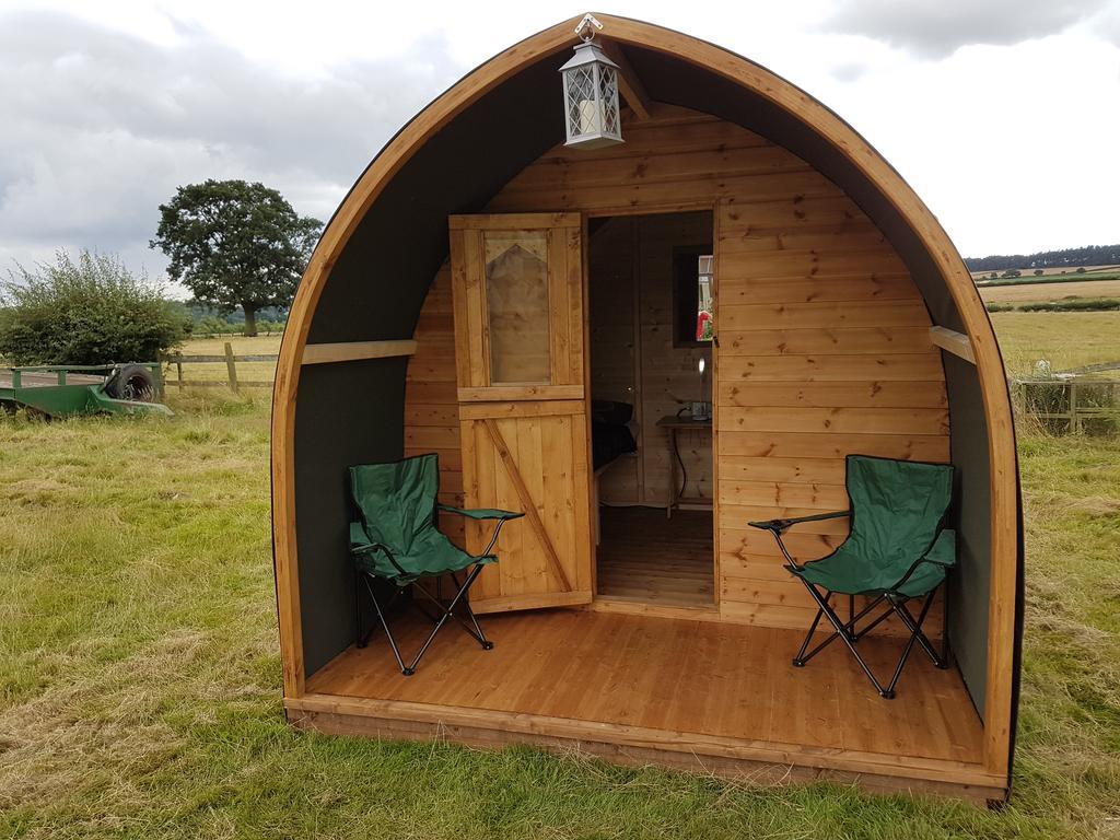 Suitehuts @ Silverstone Kültér fotó