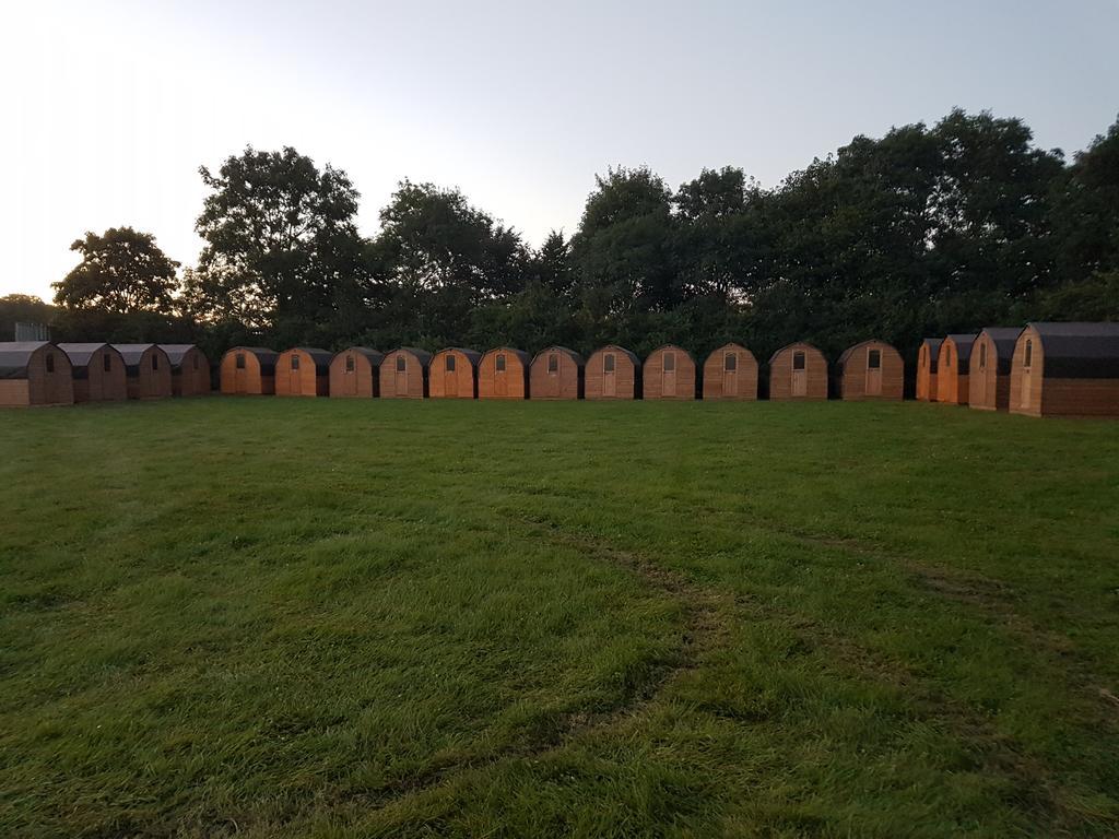 Suitehuts @ Silverstone Kültér fotó